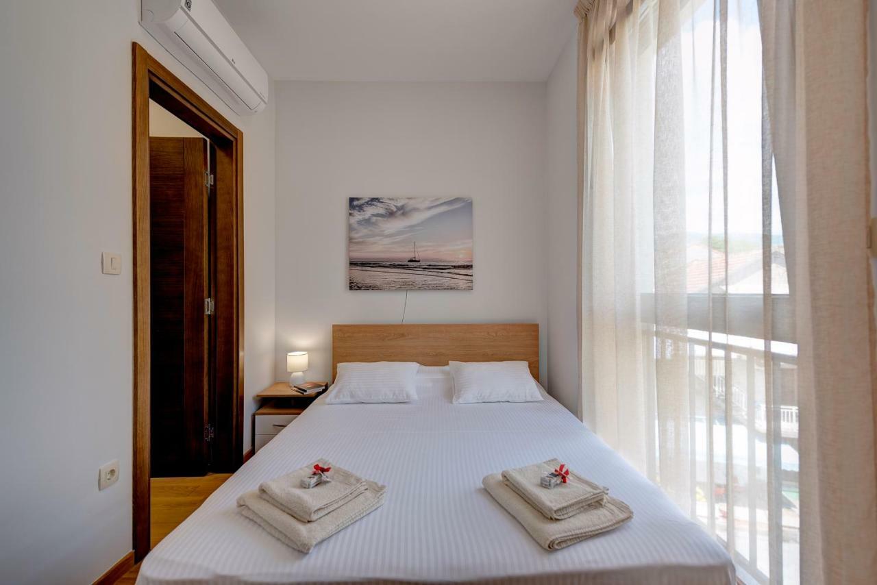 Sunray Daire Tivat Dış mekan fotoğraf