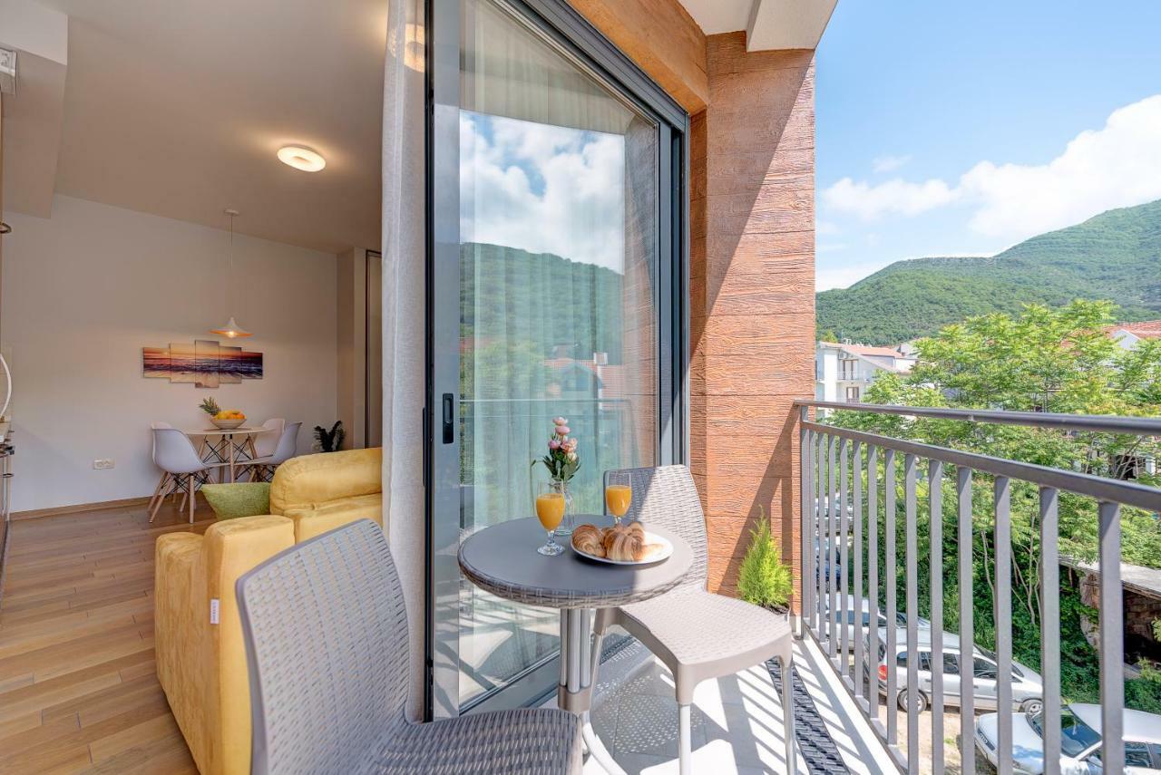 Sunray Daire Tivat Dış mekan fotoğraf